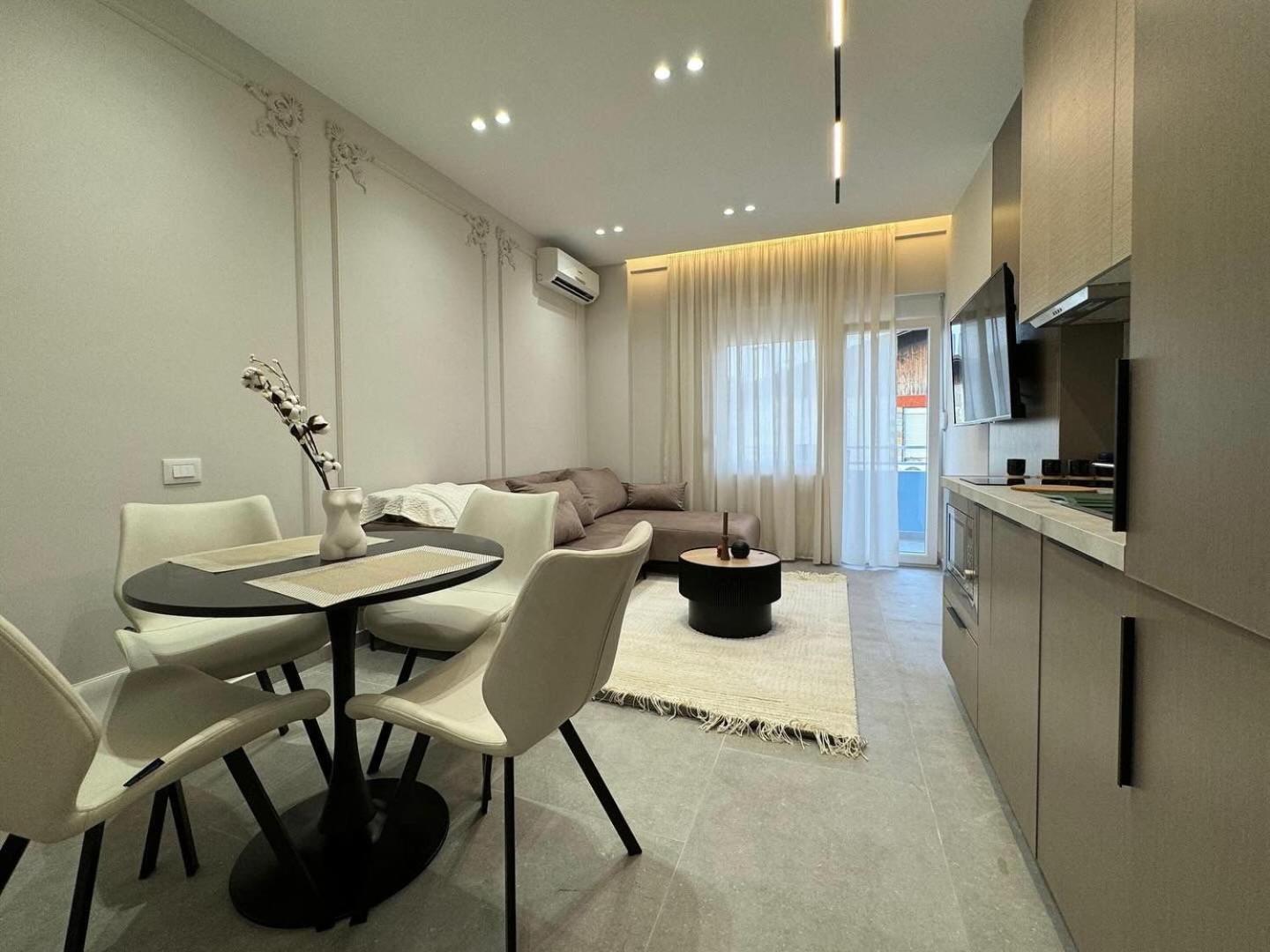 New Bazaar Apartments Tirana Esterno foto